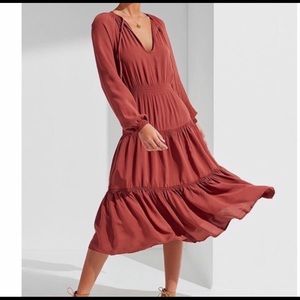 NWT UO Reese Tiered Smocked Midi Dress